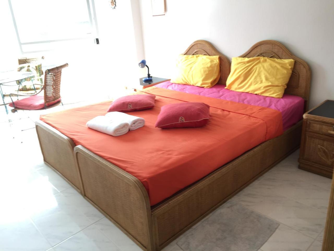 B&B View Talay 1B Studio Jomtien Pattaya Exteriör bild