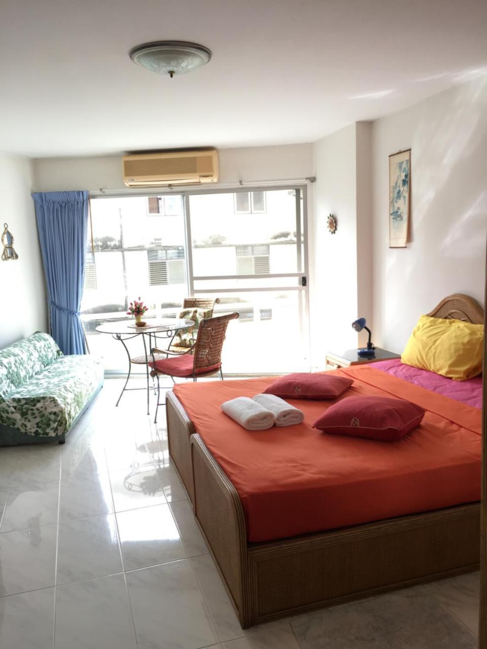 B&B View Talay 1B Studio Jomtien Pattaya Exteriör bild